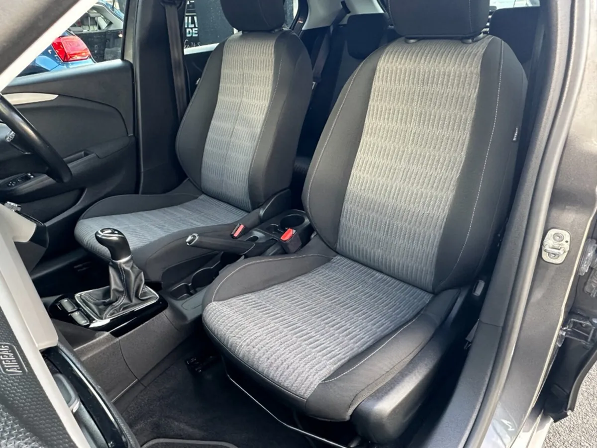 Opel Corsa Hatchback, Petrol, 2020, Grey