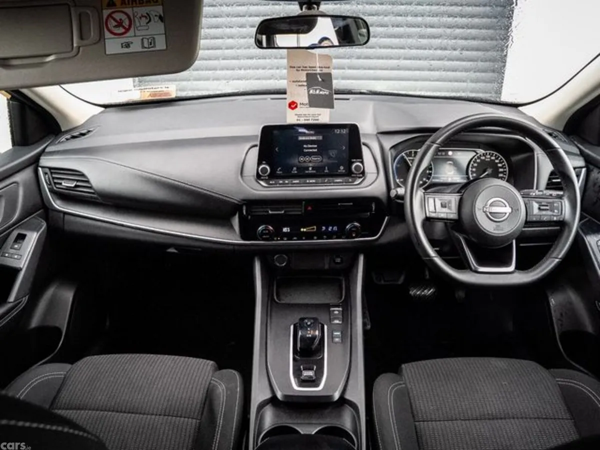 Nissan Qashqai MPV, Petrol, 2024, Black