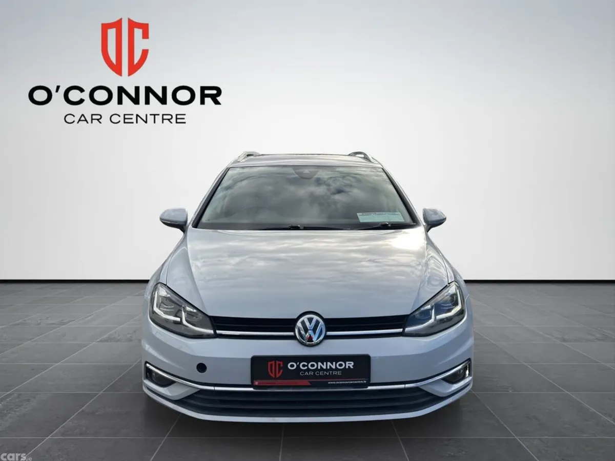 Volkswagen Golf Hatchback, Petrol, 2018, White