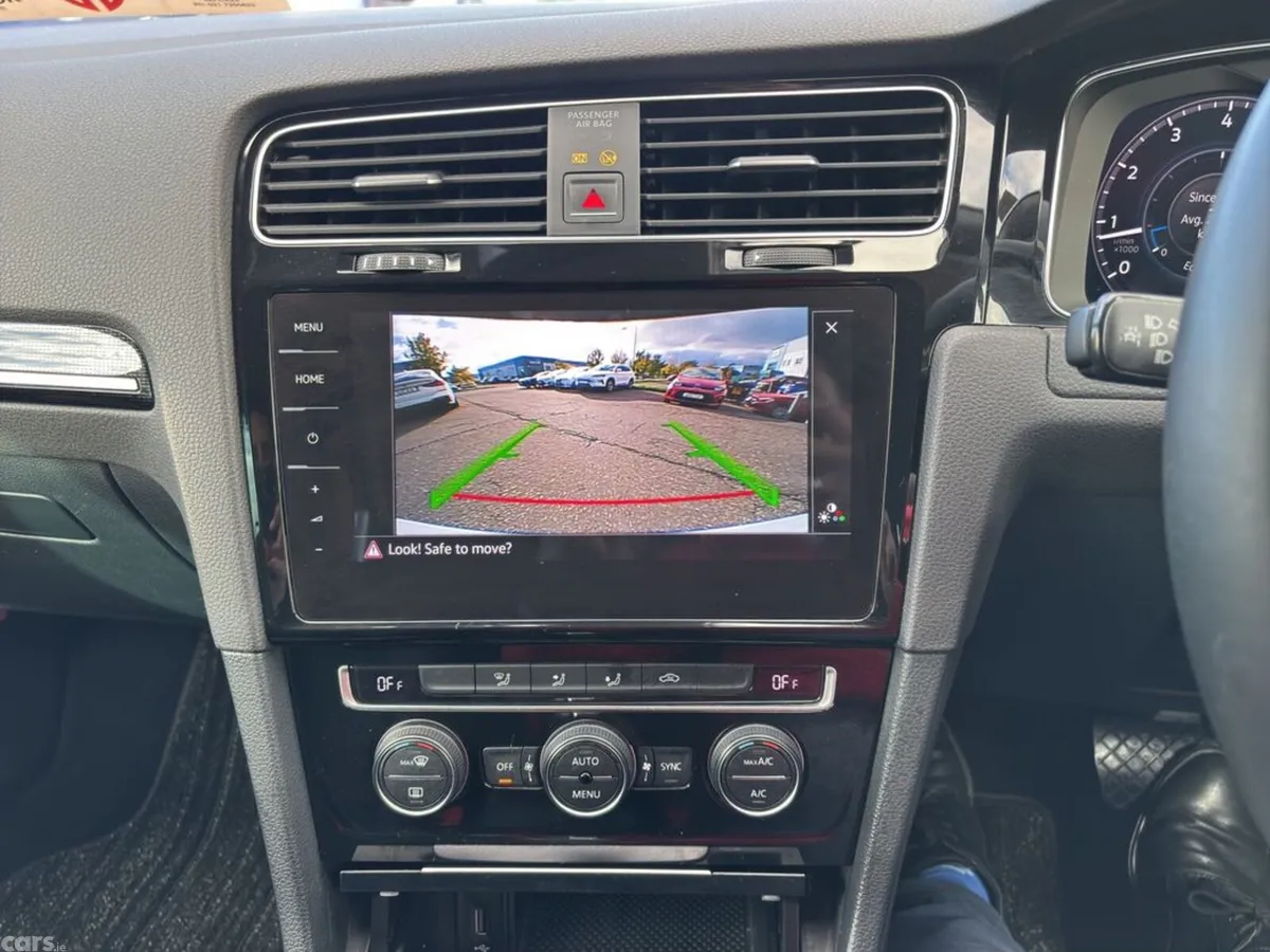Volkswagen Golf Hatchback, Petrol, 2018, White