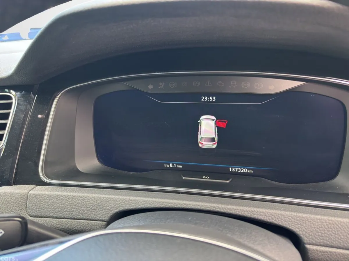Volkswagen Golf Hatchback, Petrol, 2018, White