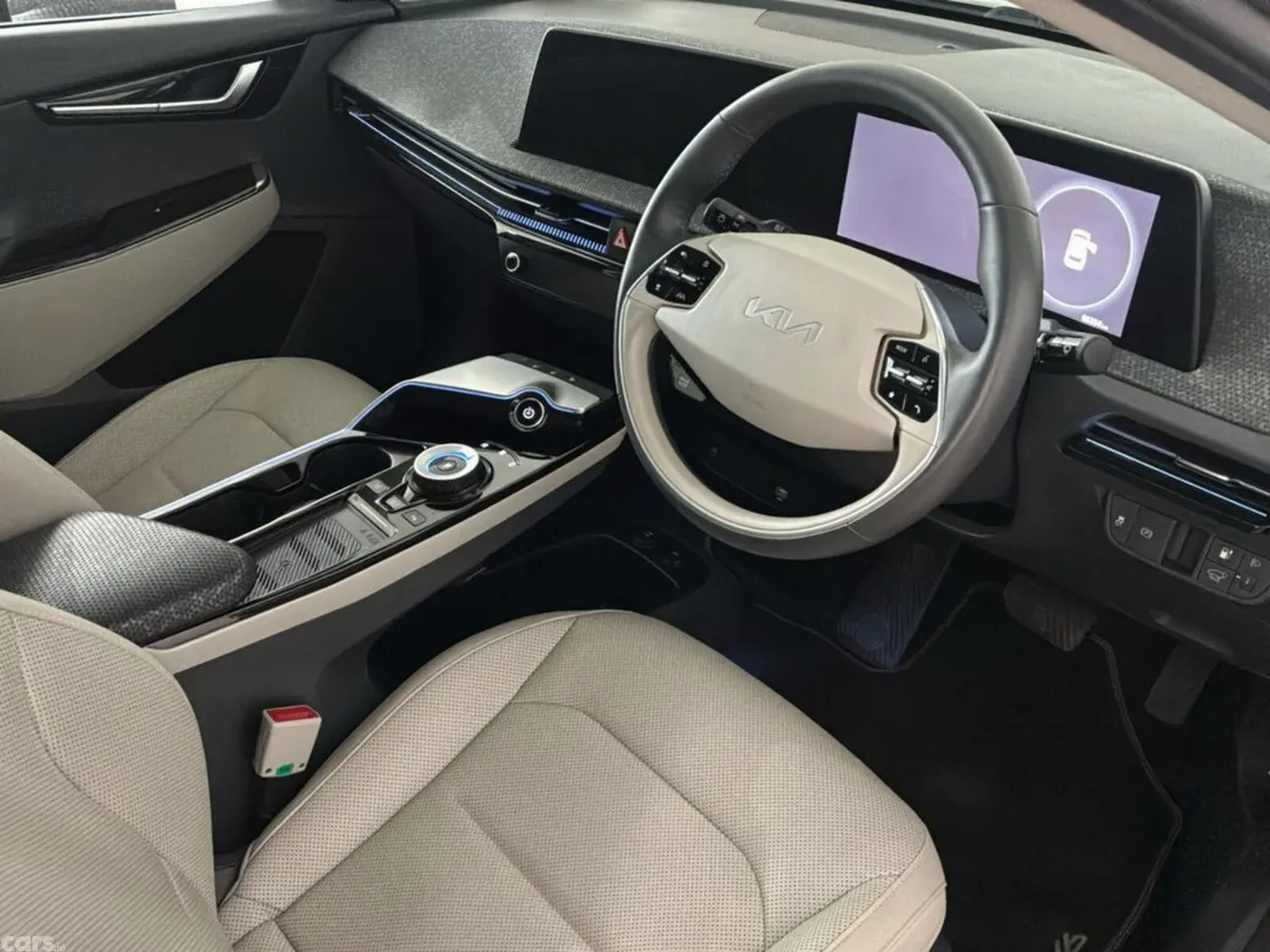 Kia EV6 MPV, Electric, 2022, Grey