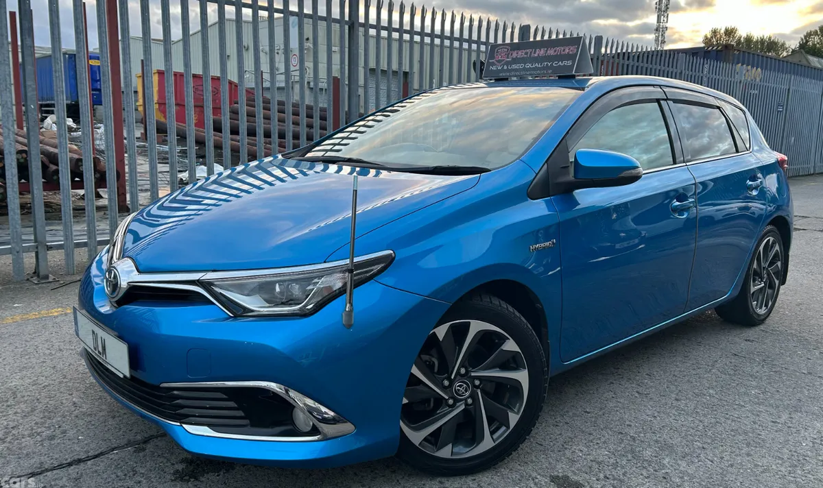 Toyota Auris Hatchback, Petrol Hybrid, 2017, Blue
