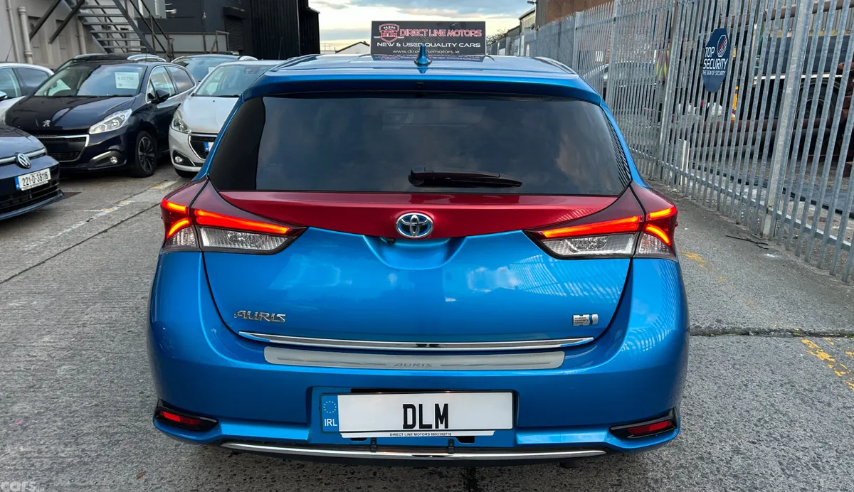 Toyota Auris Hatchback, Petrol Hybrid, 2017, Blue