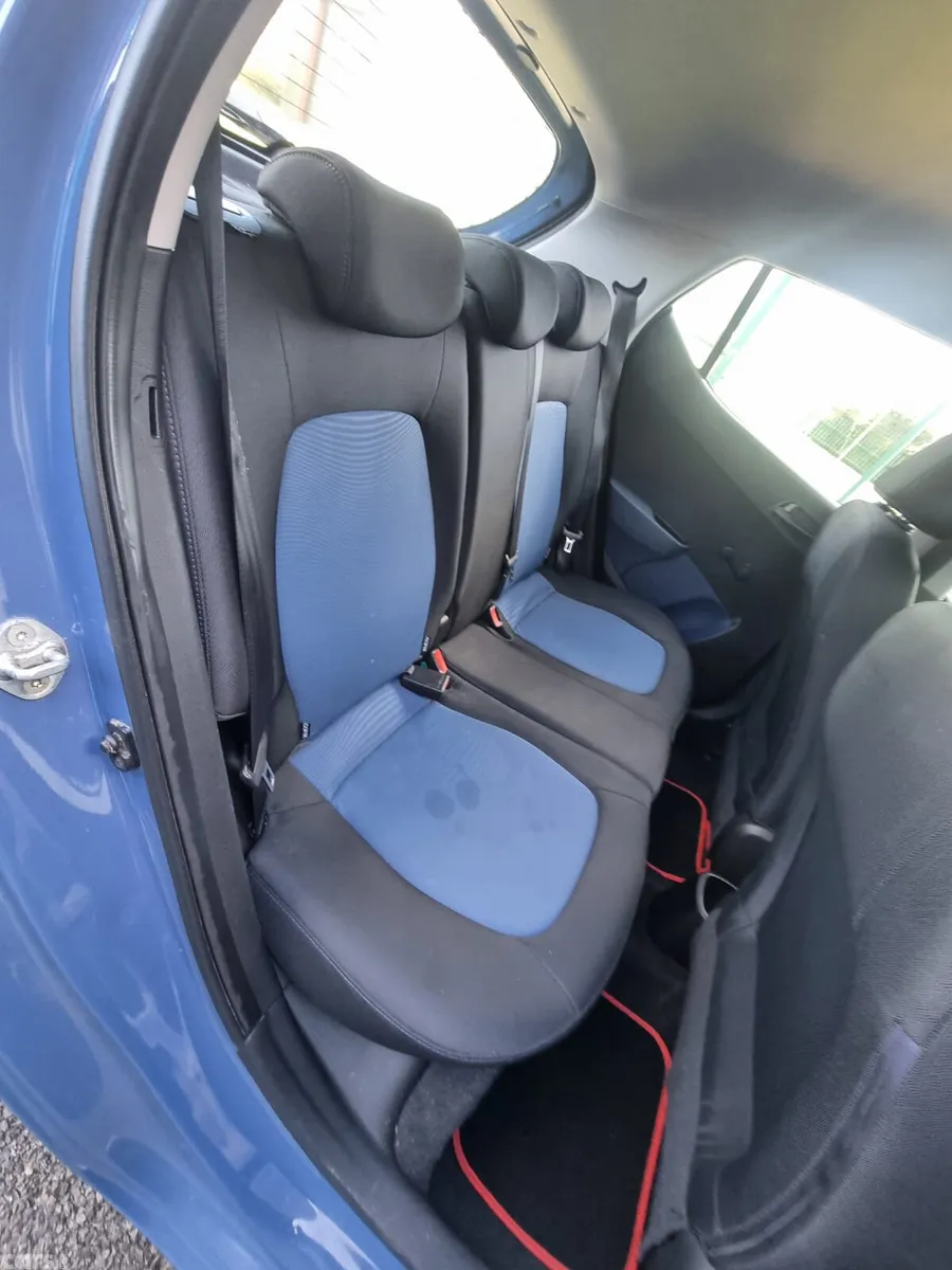 Hyundai i10 Hatchback, Petrol, 2018, Blue