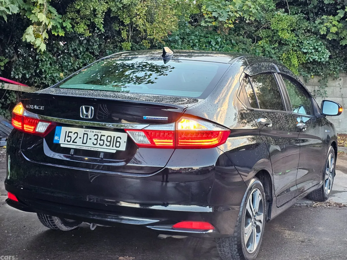 Honda Grace Saloon, Petrol Hybrid, 2015, Black