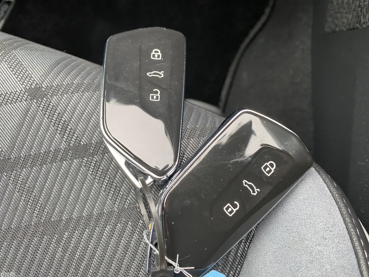 Volkswagen Golf Estate, Diesel, 2024, Black