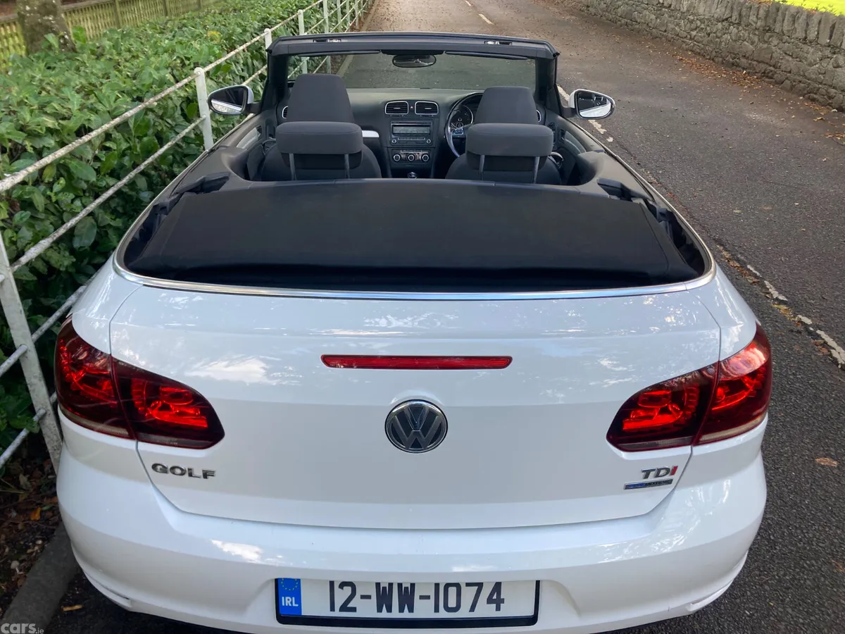 Volkswagen Golf Convertible, Diesel, 2012, White
