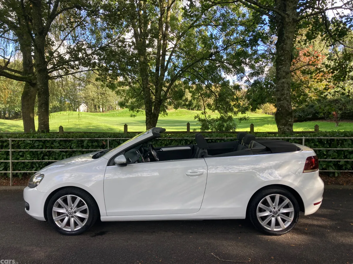 Volkswagen Golf Convertible, Diesel, 2012, White