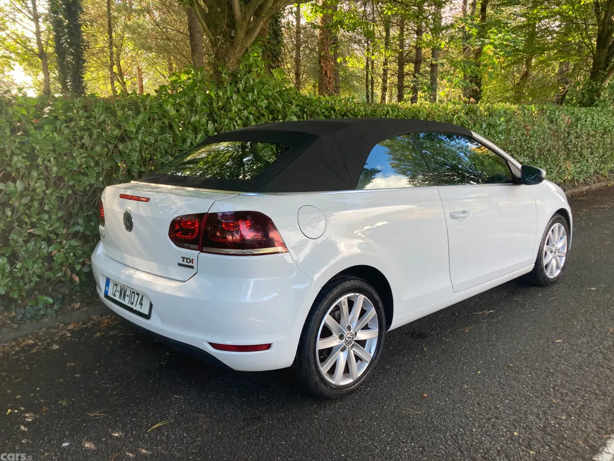 Volkswagen Golf Convertible, Diesel, 2012, White