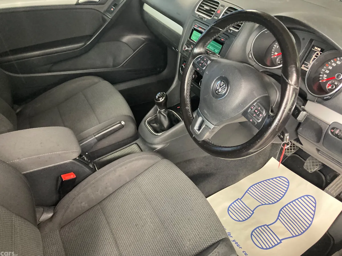 Volkswagen Golf Convertible, Diesel, 2012, White