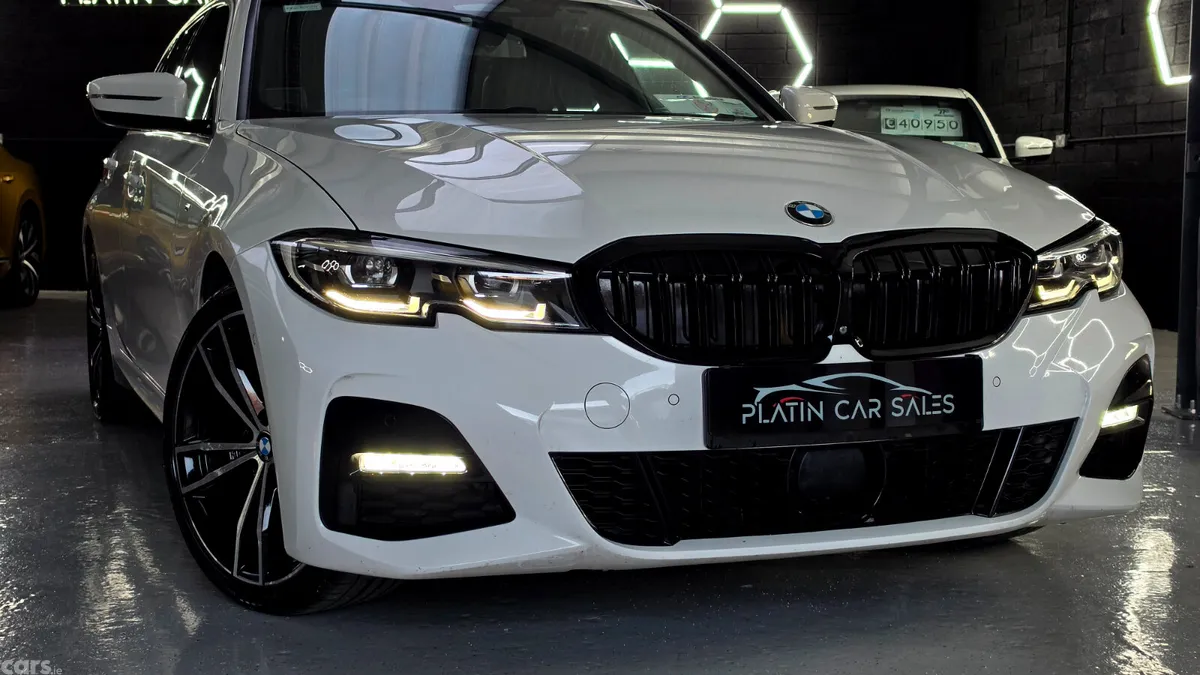 BMW 3-Series Estate, Diesel, 2020, White