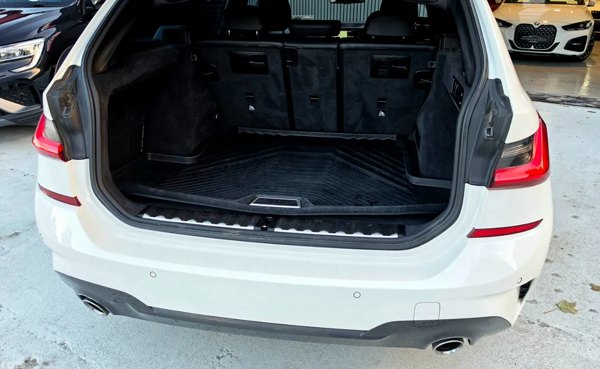 BMW 3-Series Estate, Diesel, 2020, White