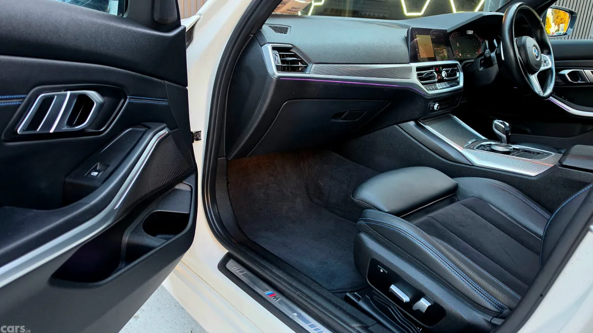 BMW 3-Series Estate, Diesel, 2020, White