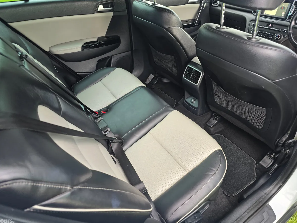 Kia Sportage SUV, Diesel, 2018, White