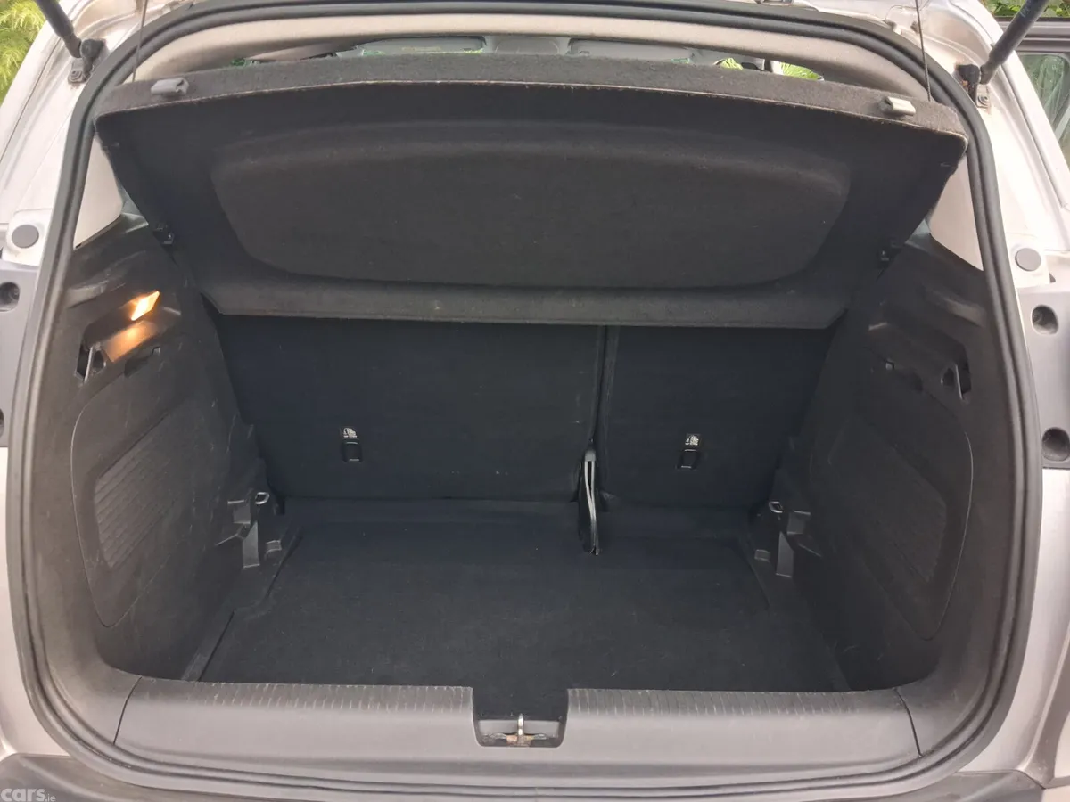 Opel Crossland SUV, Diesel, 2022, Grey