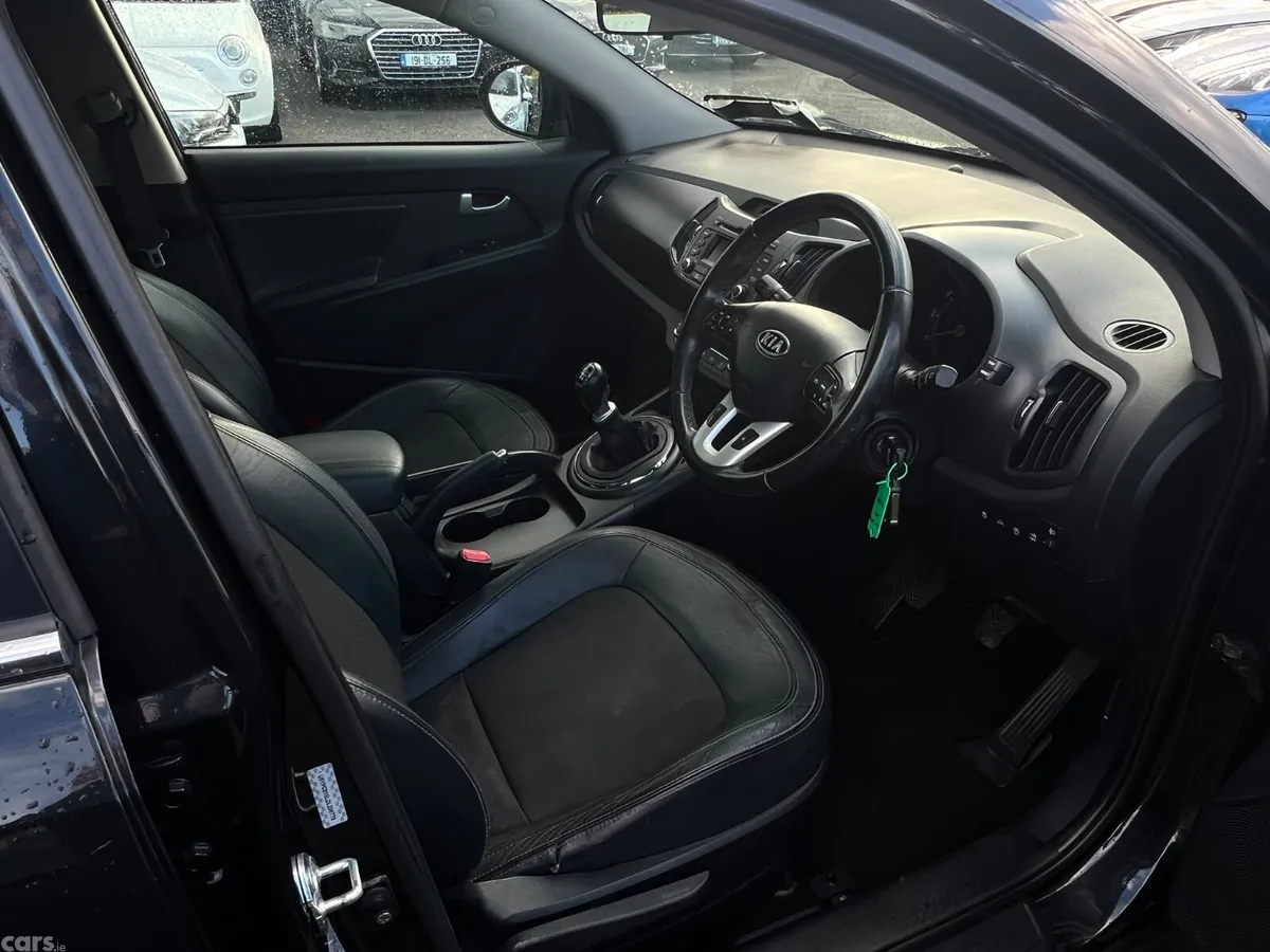 Kia Sportage SUV, Diesel, 2012, Black