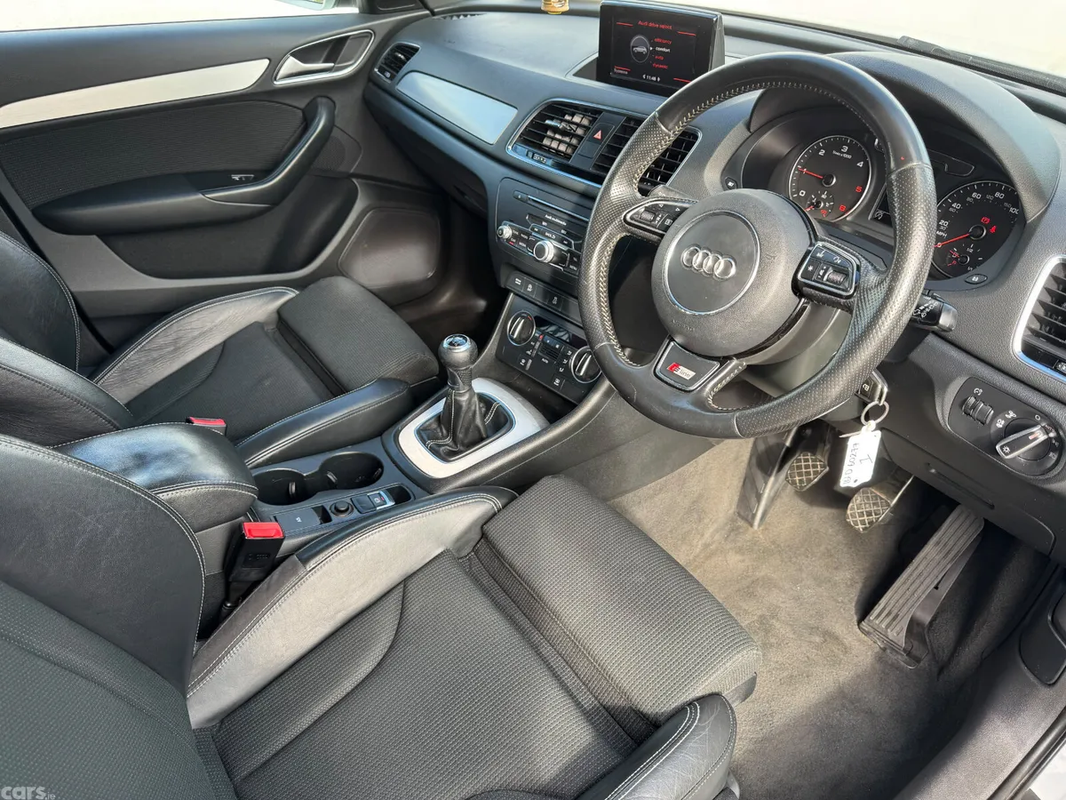 Audi Q3 SUV, Diesel, 2016, White