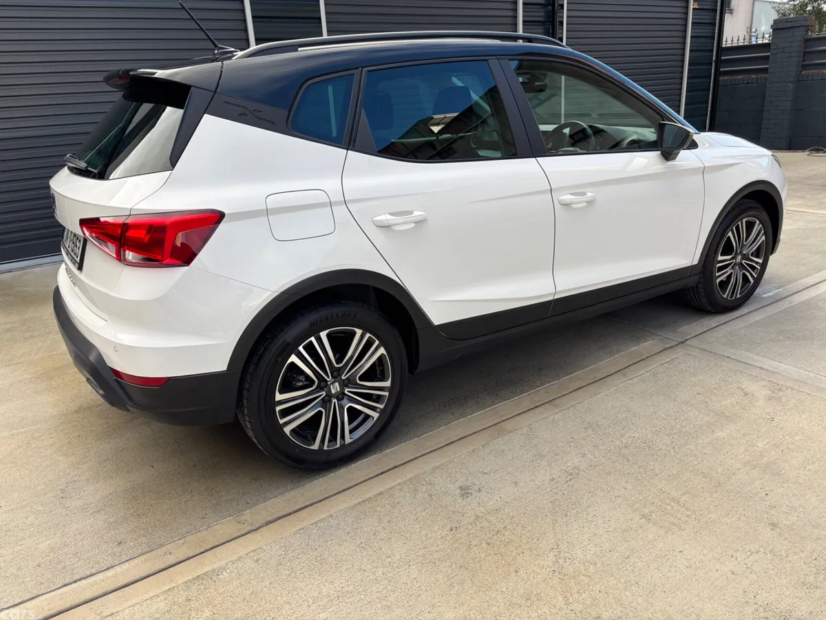 SEAT Arona SUV, Petrol, 2024, White