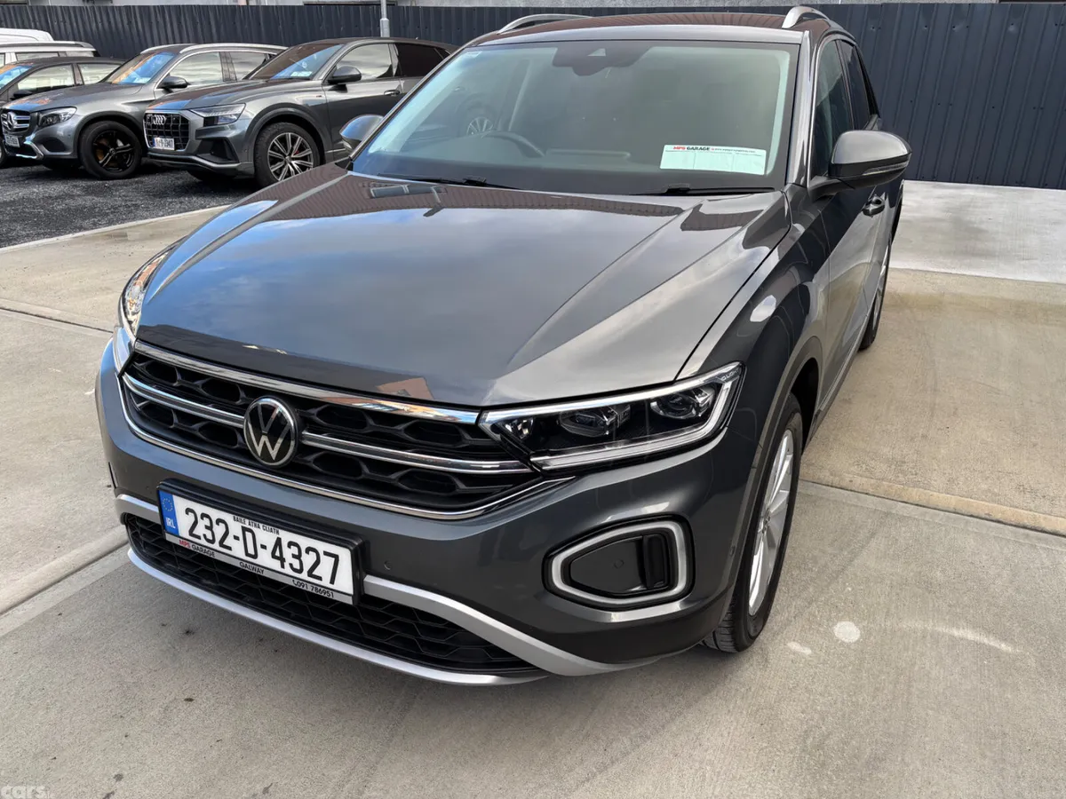 Volkswagen T-Roc SUV, Petrol, 2023, Grey