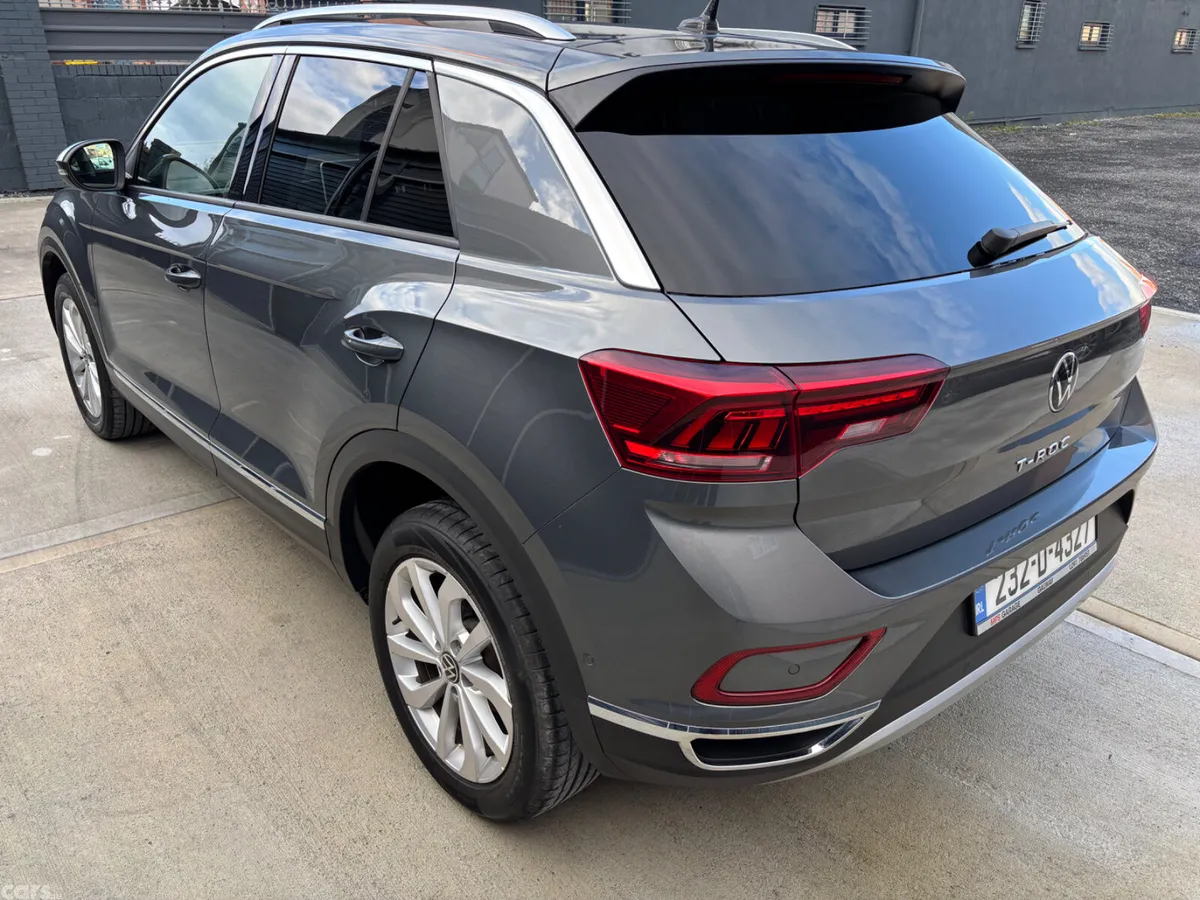 Volkswagen T-Roc SUV, Petrol, 2023, Grey