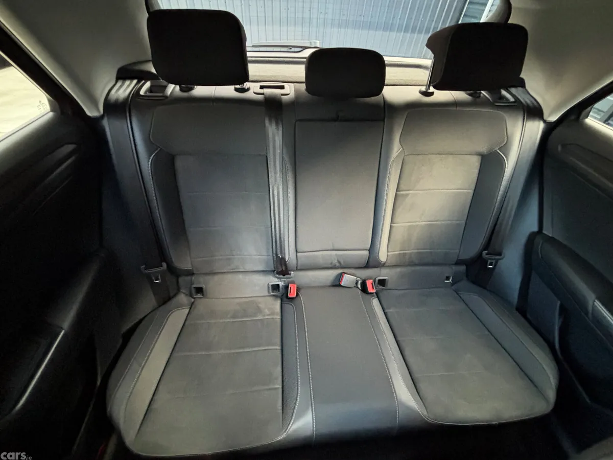 Volkswagen T-Roc SUV, Petrol, 2023, Grey