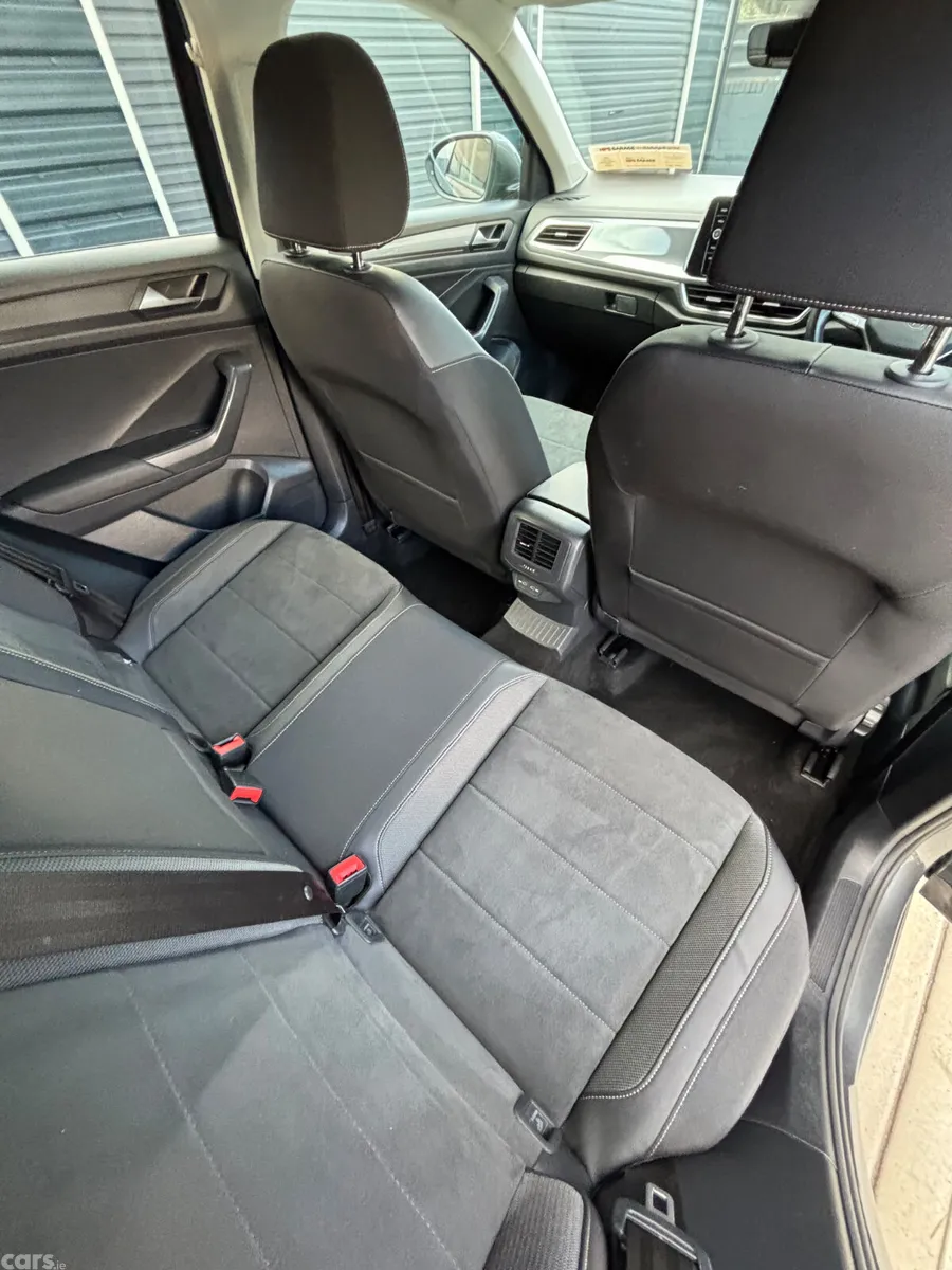 Volkswagen T-Roc SUV, Petrol, 2023, Grey