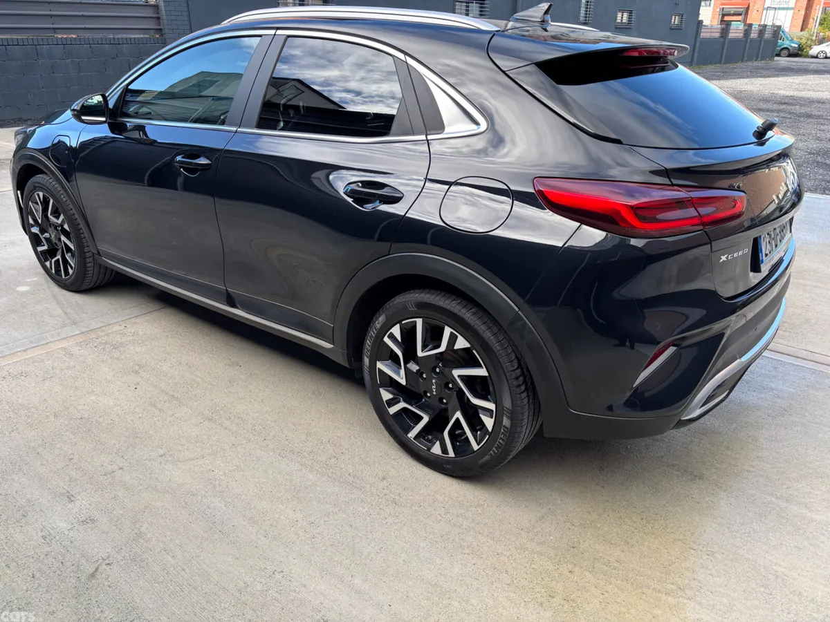 Kia XCeed Hatchback, Petrol Plug-in Hybrid, 2023, Black