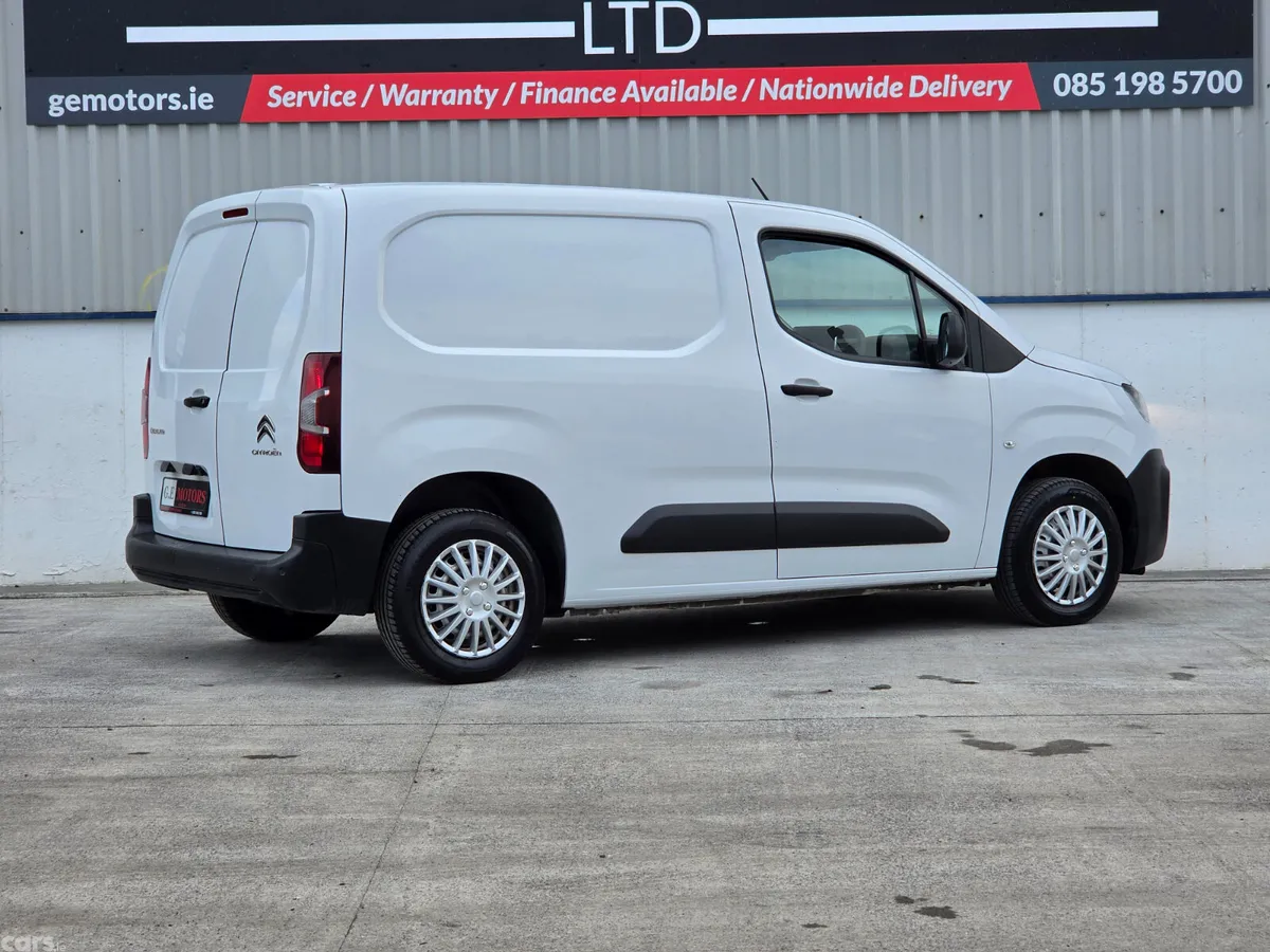 Citroen Berlingo MPV, Diesel, 2023, White