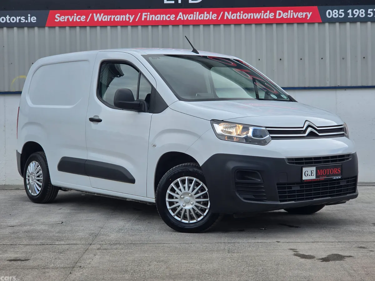 Citroen Berlingo MPV, Diesel, 2023, White
