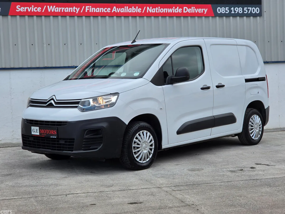 Citroen Berlingo MPV, Diesel, 2023, White