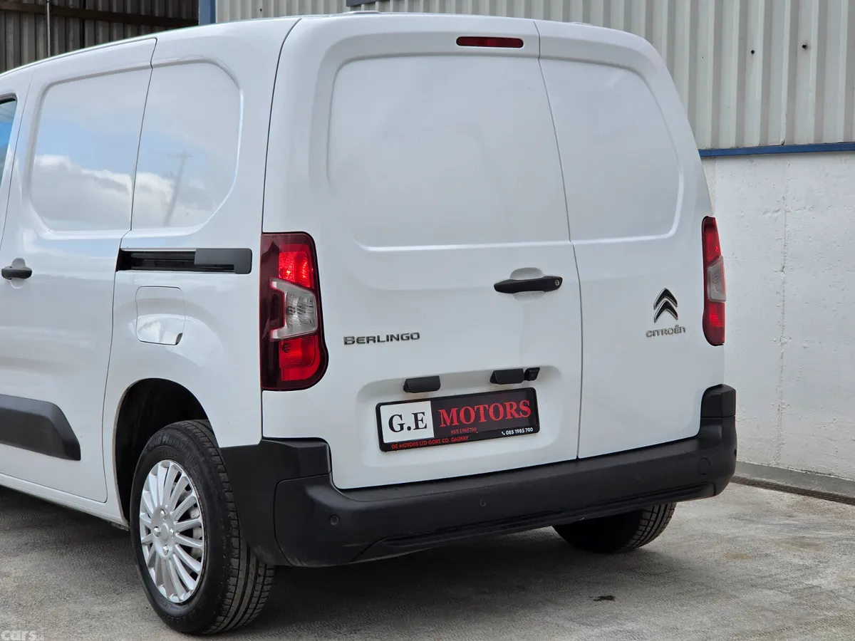 Citroen Berlingo MPV, Diesel, 2023, White