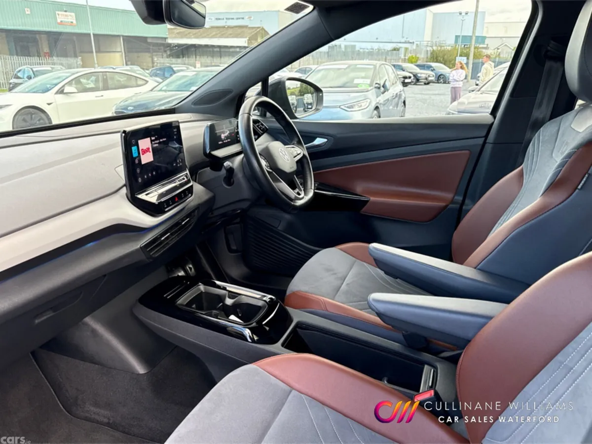 Volkswagen ID.4 SUV, Electric, 2021, Grey