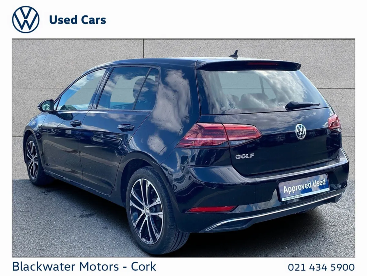 Volkswagen Golf Hatchback, Petrol, 2017, 