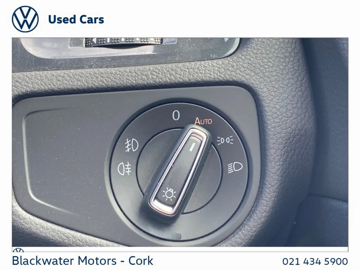 Volkswagen Golf Hatchback, Petrol, 2017, 