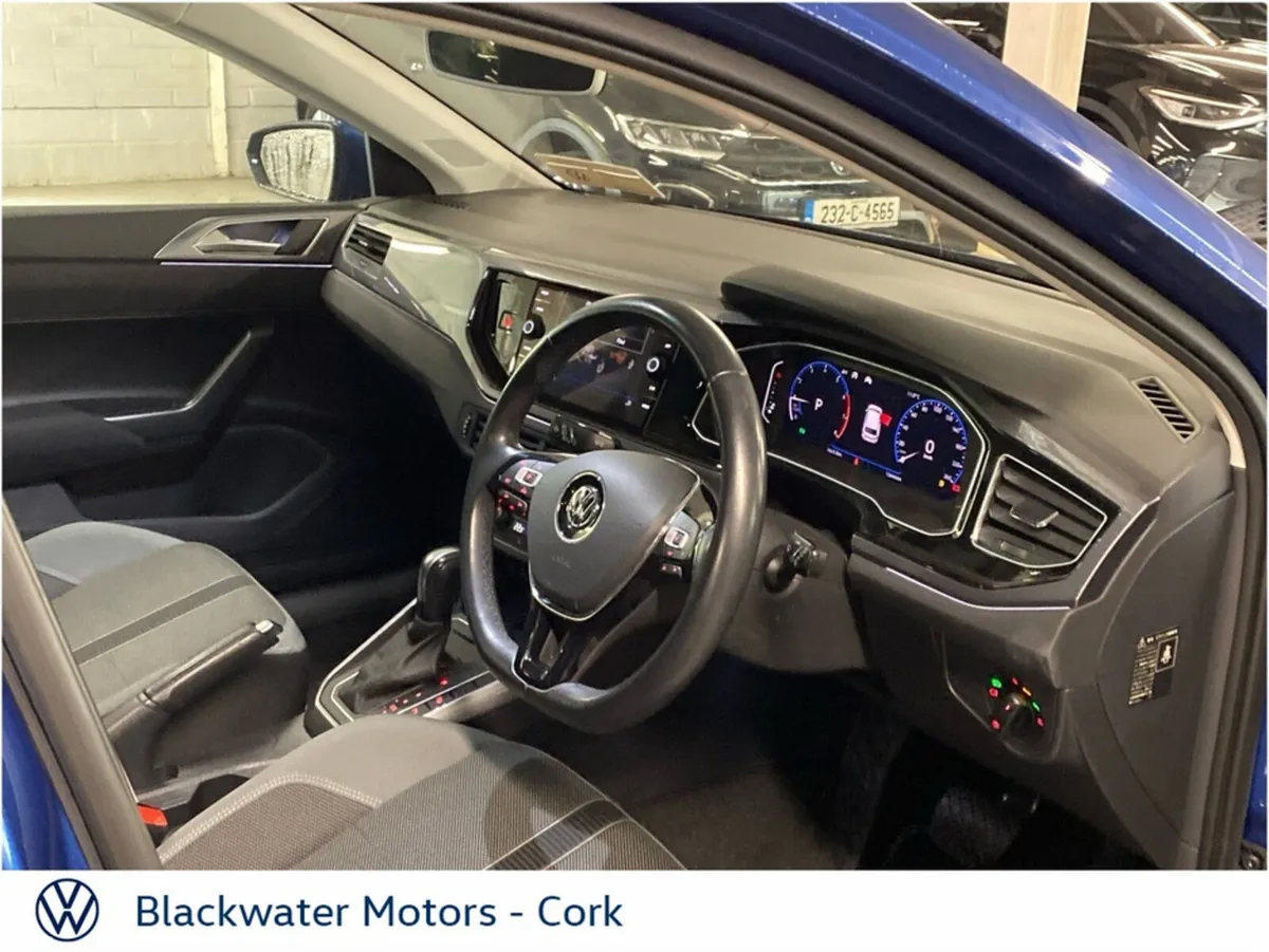 Volkswagen Polo Hatchback, Petrol, 2021, 