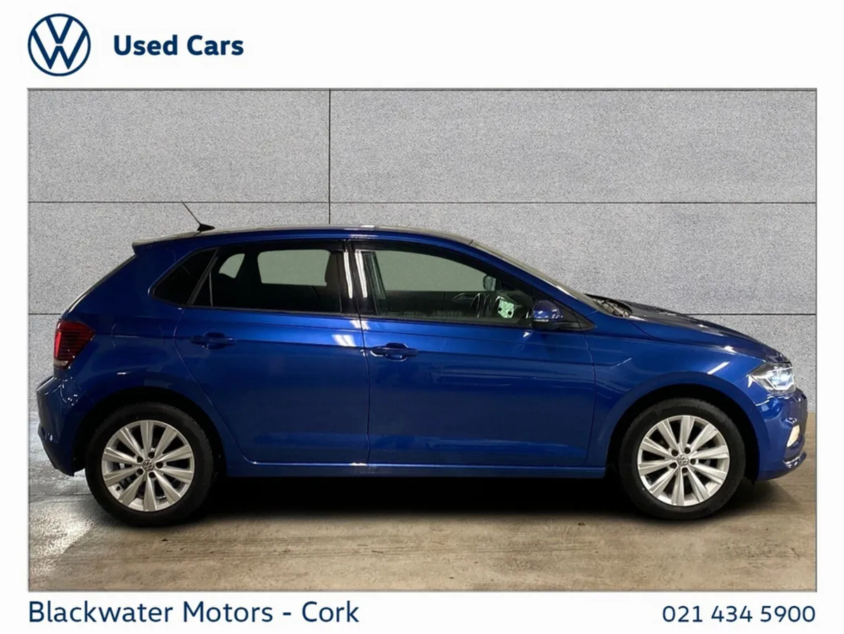 Volkswagen Polo Hatchback, Petrol, 2021, 