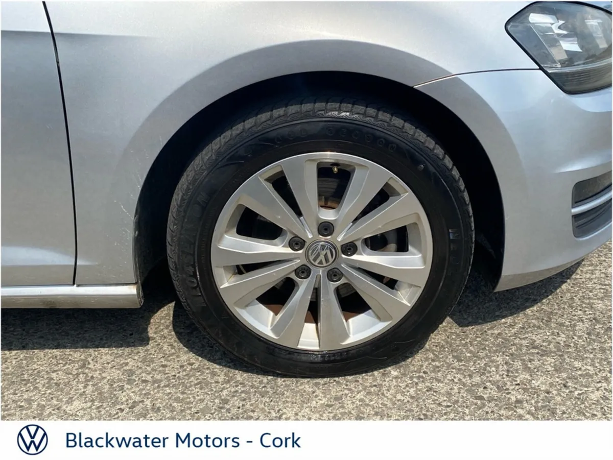 Volkswagen Golf Hatchback, Petrol, 2018, 