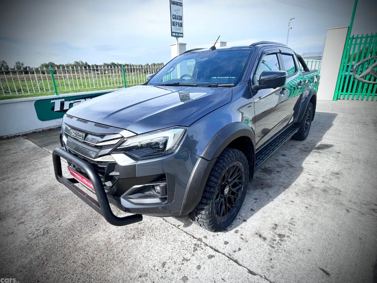 Isuzu D-Max Pick Up, Diesel, 2026, Grey