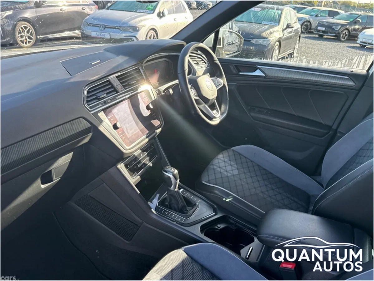 Volkswagen Tiguan SUV, Petrol Plug-in Hybrid, 2023, White