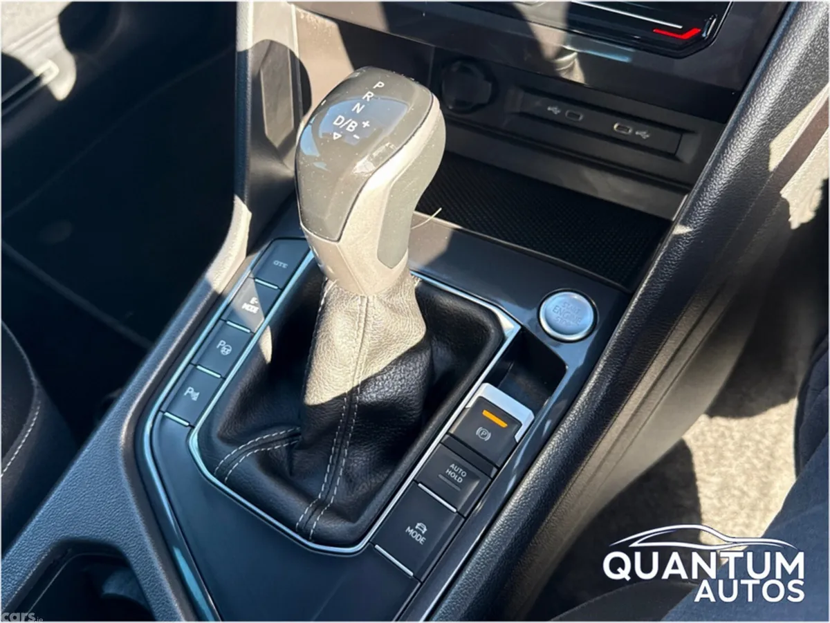 Volkswagen Tiguan SUV, Petrol Plug-in Hybrid, 2023, White