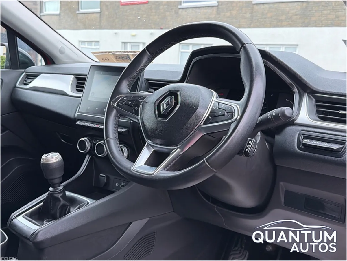 Renault Captur Hatchback, Petrol, 2024, Red