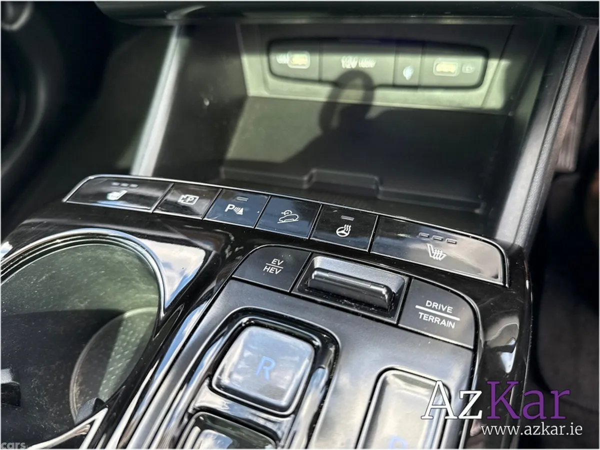 Hyundai Tucson SUV, Petrol Plug-in Hybrid, 2023, Grey