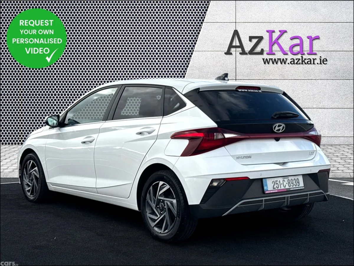 Hyundai i20 Hatchback, Petrol, 2025, White