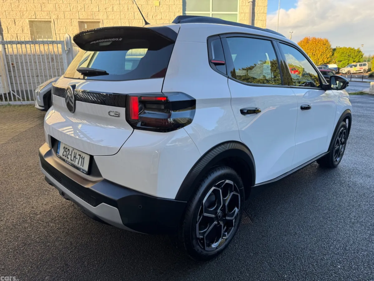 Citroen C3 Hatchback, Petrol, 2025, White