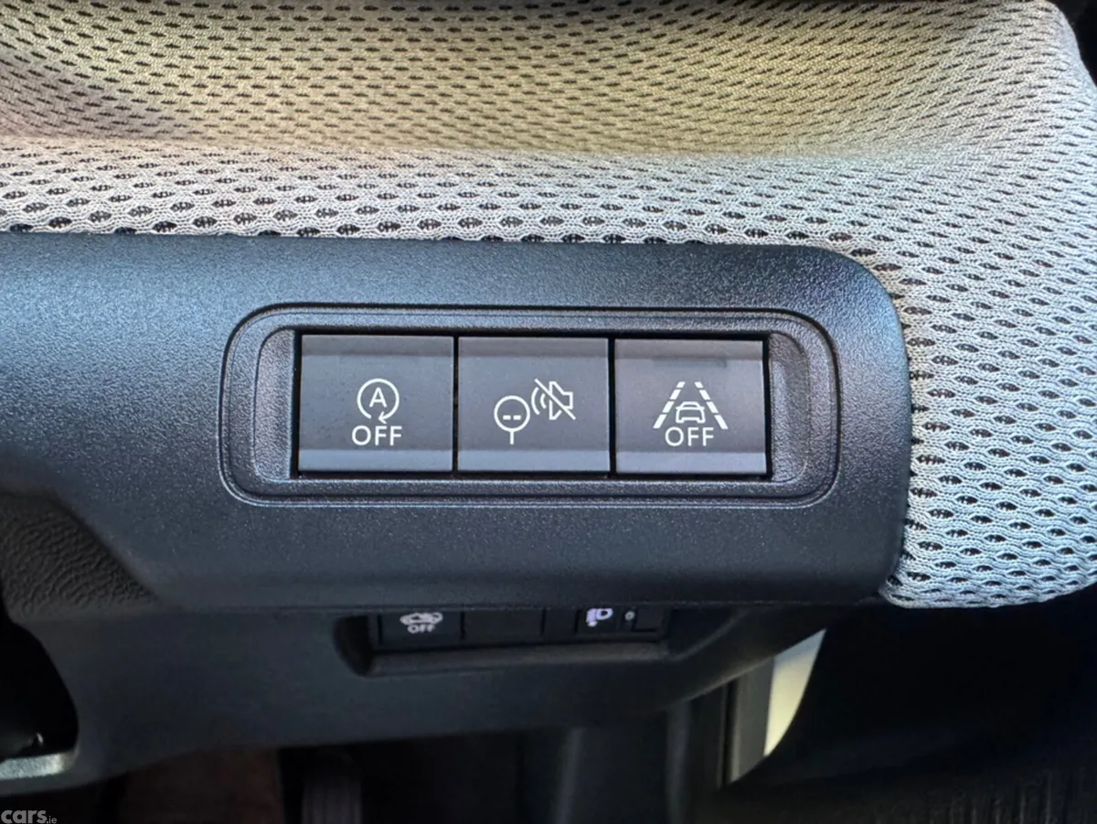 Citroen C3 Hatchback, Petrol, 2025, White