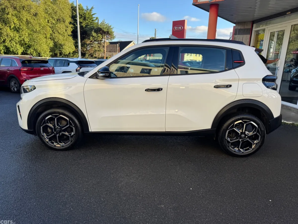 Citroen C3 Hatchback, Petrol, 2025, White
