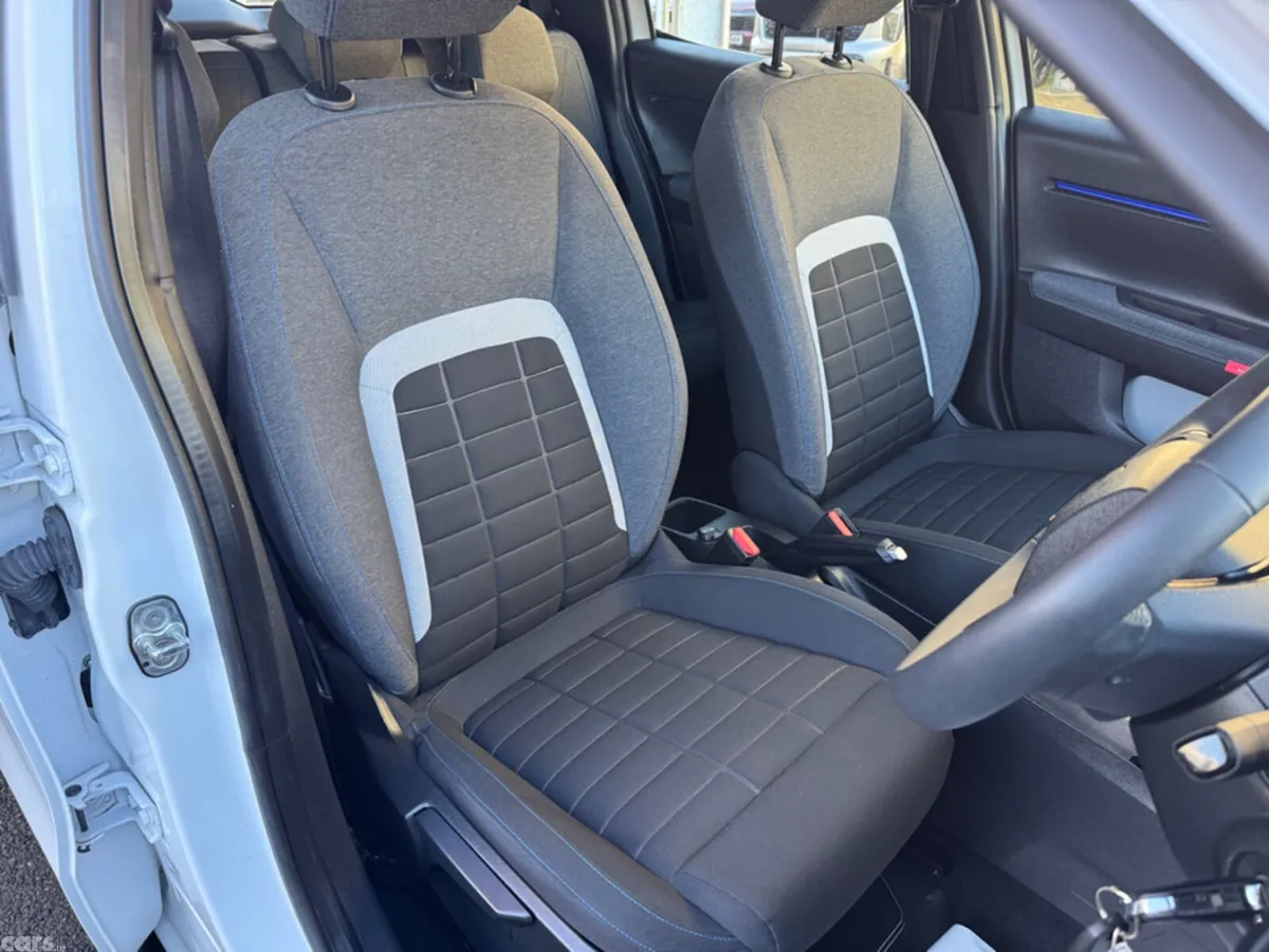 Citroen C3 Hatchback, Petrol, 2025, White