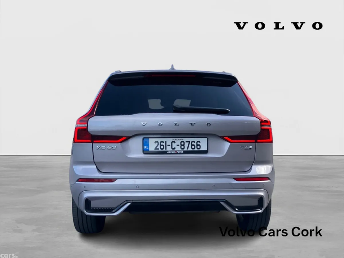 Volvo XC60 SUV, Petrol Plug-in Hybrid, 2026, Silver