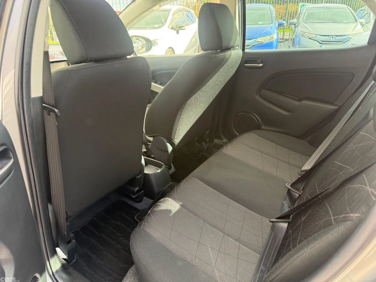 Mazda Demio Hatchback, Petrol, 2013, Silver